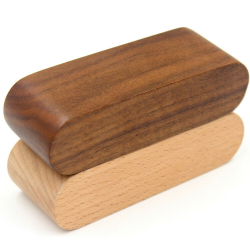Exkluzivní dřevěný držák / stojánek na vizitky