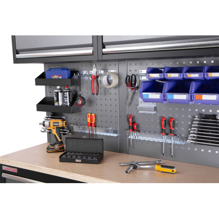 Mobilní pracovní stůl s děrovanou deskou a horními skříňkami - AH1371A