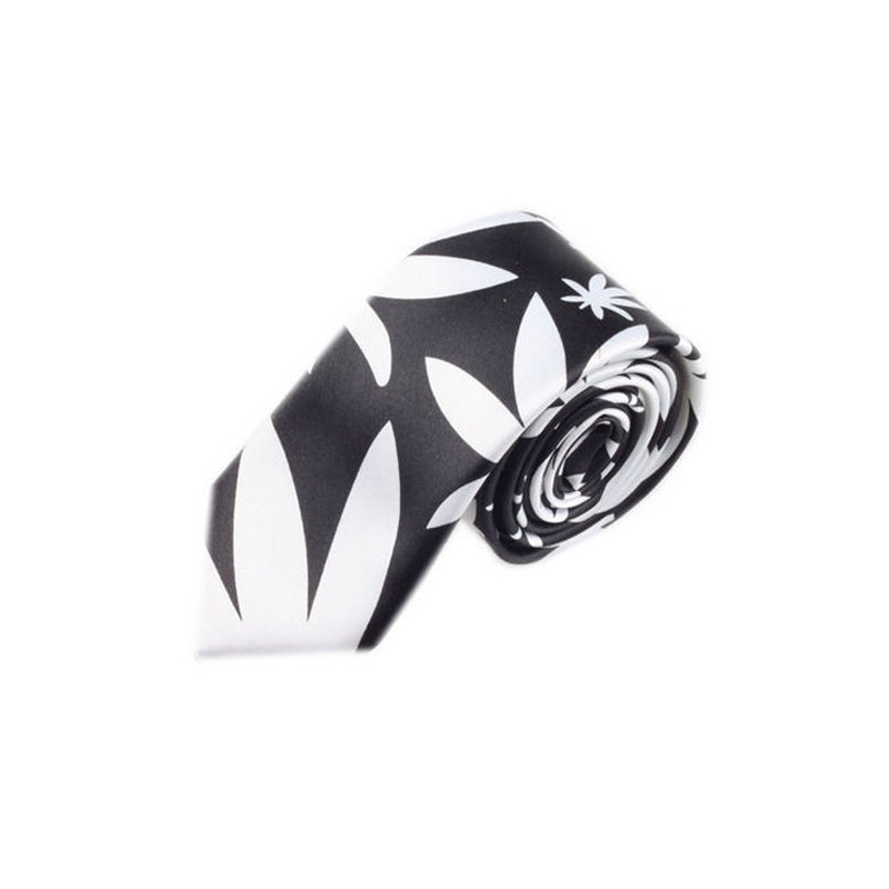 Luxusní úzká kravata černo bílá - vzor marihiuana