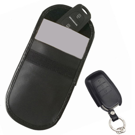 Pouzdro blokující signál na klíče od auta a karty
